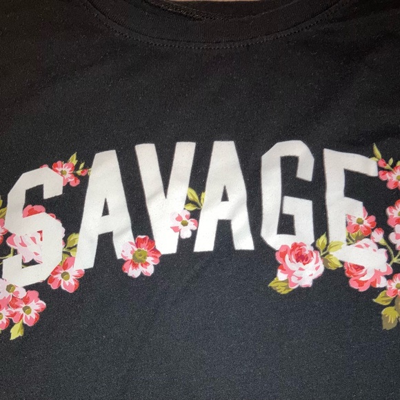 Modern Lux Black Floral Tee !Accepting Offers! Bundle Deals Available - Picture 3 of 4